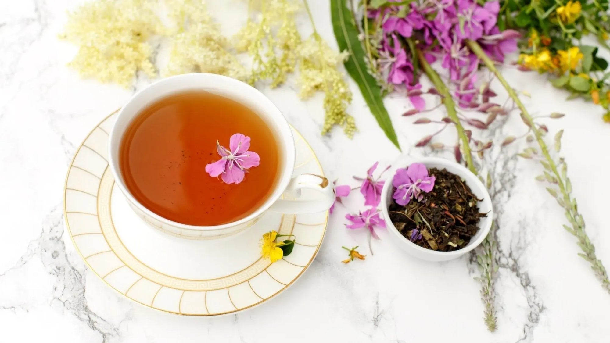 Plantes et tisanes «règles douloureuses» : vrais remèdes ? - BLOOMING