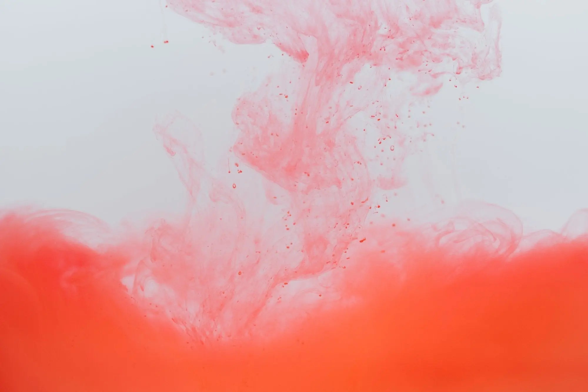 Sang noir, rouge vif, rose... Ce que révèle la couleur du sang des règles - BLOOMING
