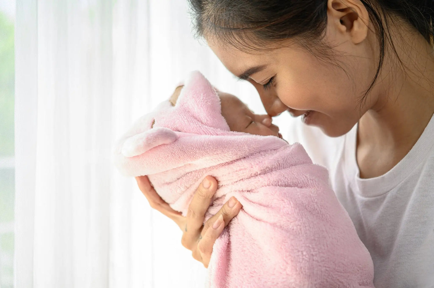 Lochies : tout savoir sur les saignements post-accouchement - BLOOMING